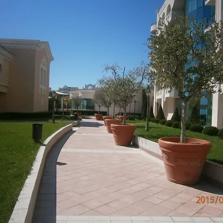 Private Apartment At Sunset Resort Pomorie 아파트 *