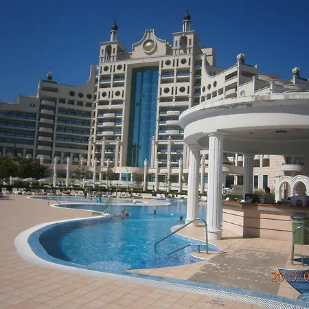 Private Apartment At Sunset Resort Pomorie 포마리