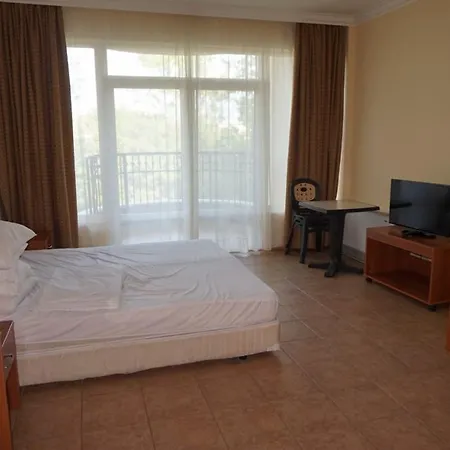 Private Apartment At Sunset Resort Pomorie 아파트 *
